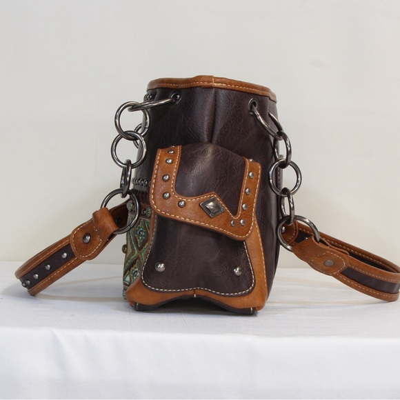Montana West Concealed Carry Brown Aztek Western Tooled Leather Purse NWT - Picture 2 of 9